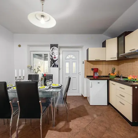 Holiday home Stunning Home In Labin With Jacuzzi Koromacno