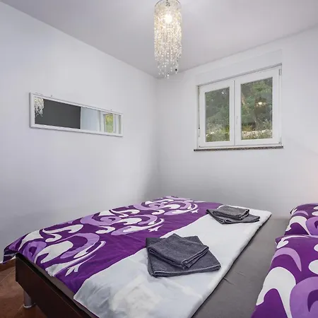 Stunning Home In Labin With Jacuzzi * Koromacno