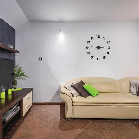 Holiday home Stunning Home In Labin With Jacuzzi Koromacno