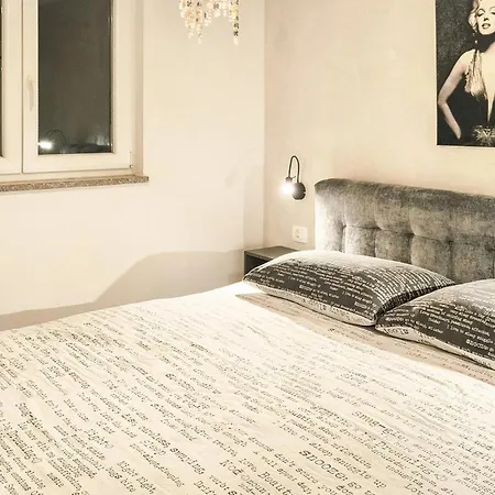 Holiday Home Tunarica II Ferienhaus Labin (Istria)